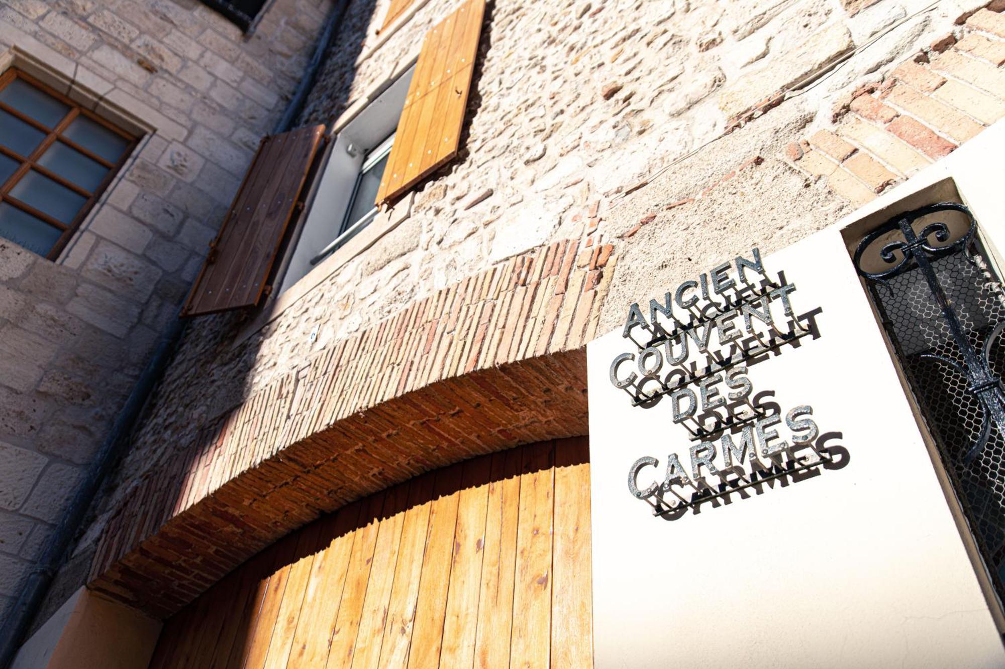 Studio A Baldaquin Du Cloitre Narbonne Ngoại thất bức ảnh